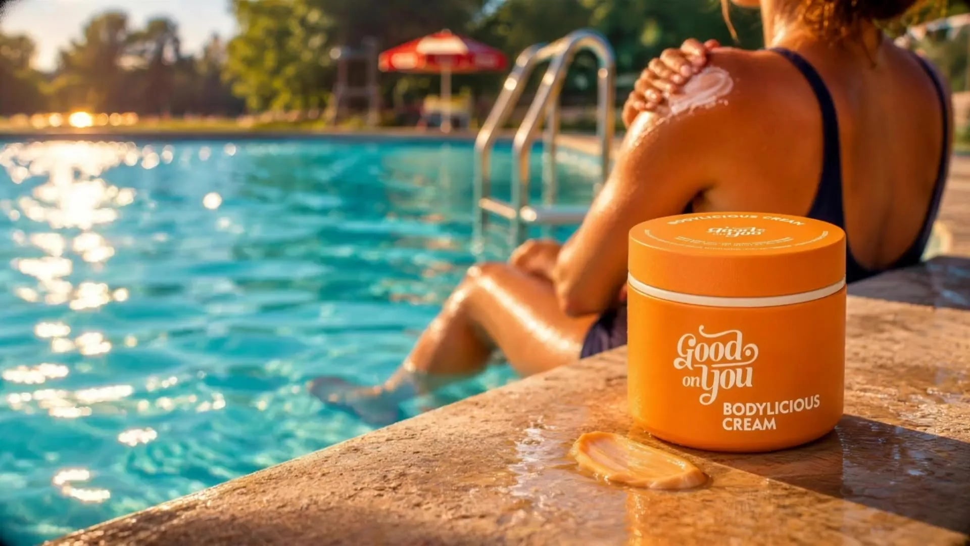 Bodylicious Cream am Beckenrand im Freibad